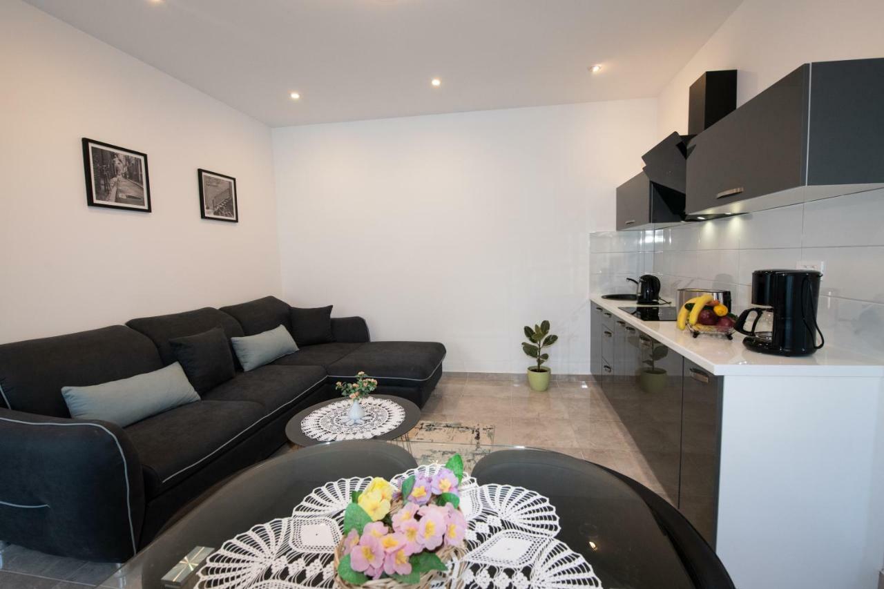 Apartment Emili Опатия Экстерьер фото